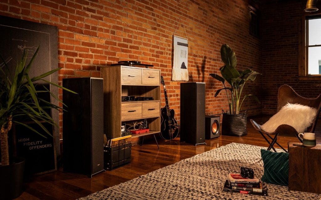Напольные колонки домашнего кинотеатра Klipsch R-620F