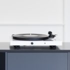 Pro-Ject Jukebox E OM5e White